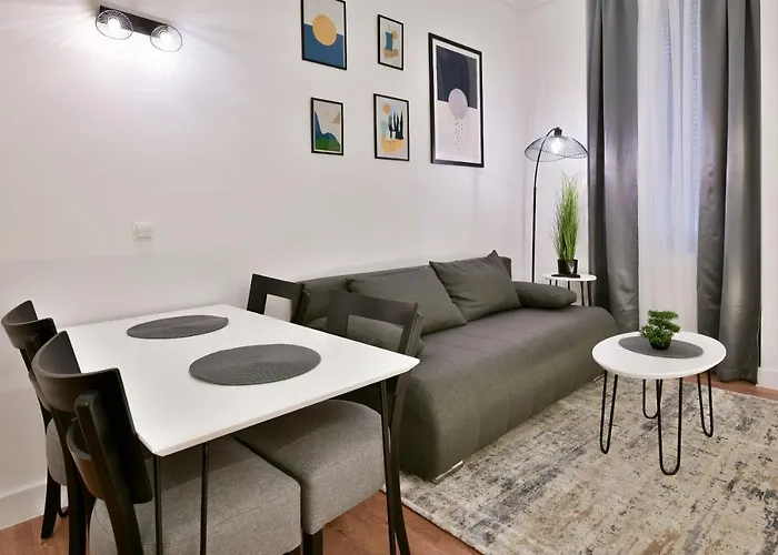 Luxury Galla In The Center *